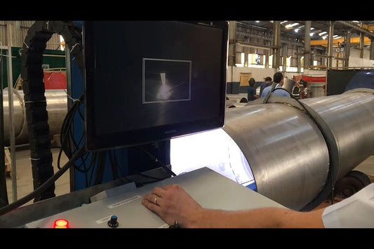Monitor view of the MeltView® DART camera during TIG welding
