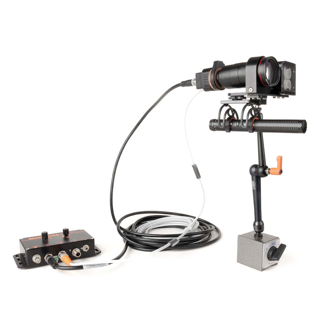 MeltView® APEX3 with varifocal lens attached to LED and microphone mount.